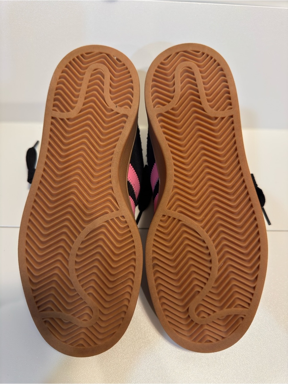 Adidas Women's Campus 00s 'Black True Pink Gum - Picture 4 of 6